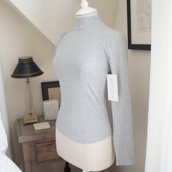 Athleta Signature Rib Mockneck Turtleneck Shirt Size Small in Color Grey Heather - Picture 12 of 12